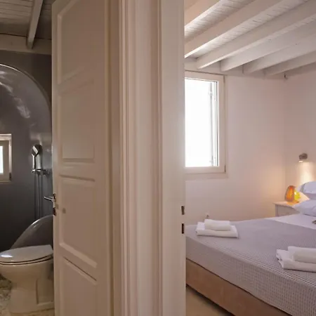 Surfland Ftelia (Mykonos)